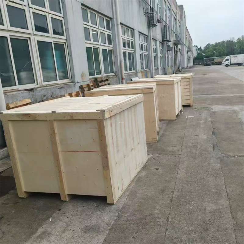道里区尼勒克县：物流专线的高效货运之旅